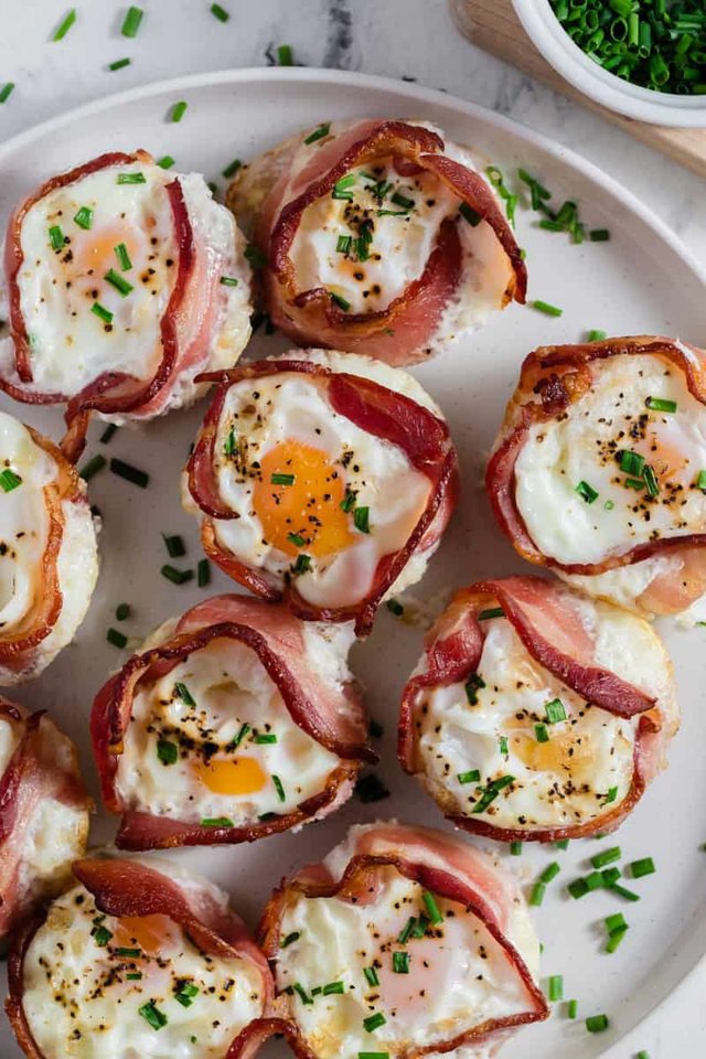 Bacon egg cups